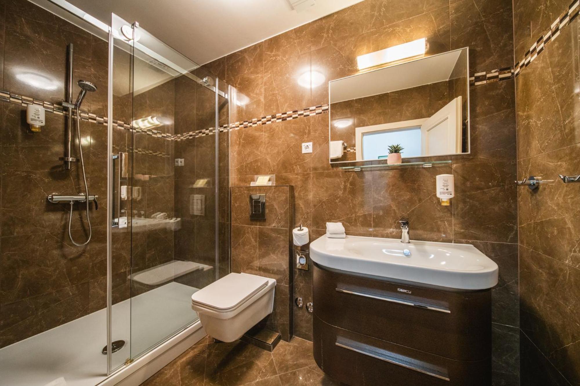 Sunce Palace Apartments With Free Offsite Parking Dubrovnik Exterior foto